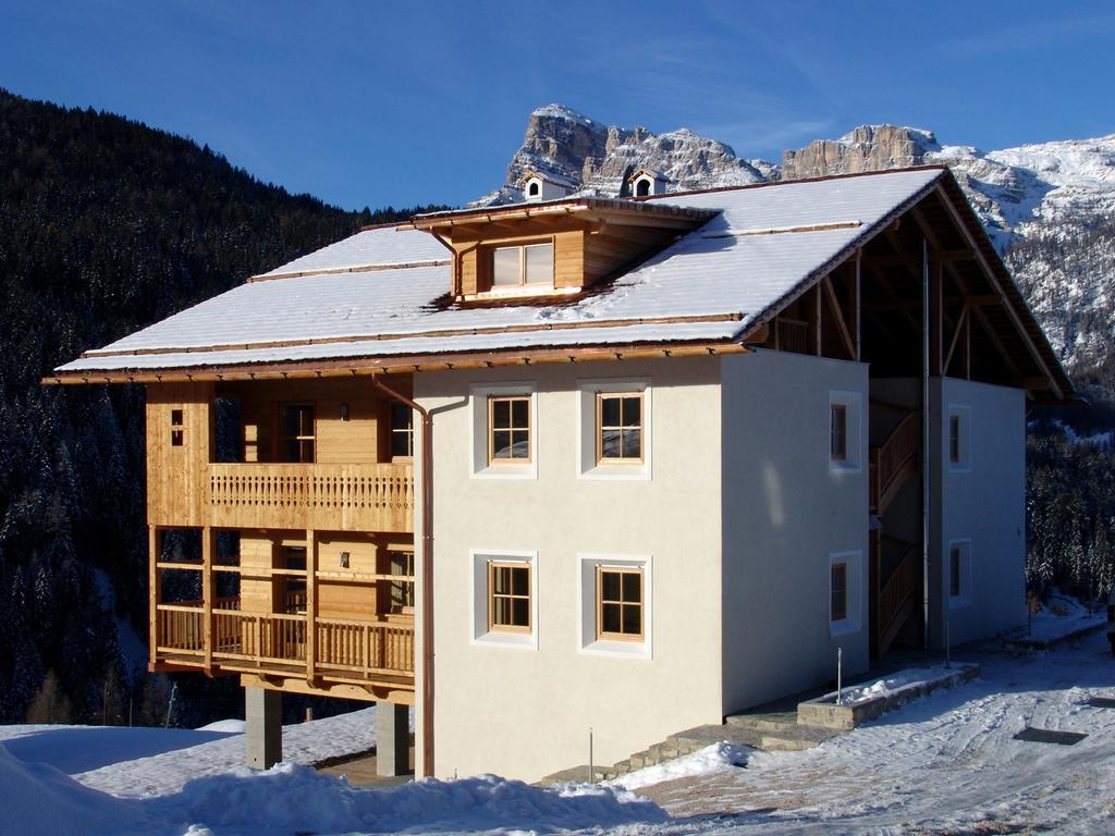 Apartments Serghela San Cassiano  Eksteriør billede
